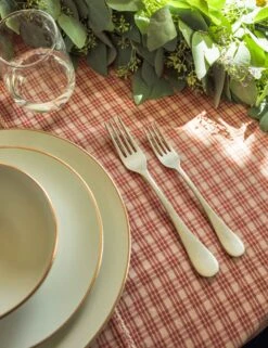 Katherine Plaid Tablecloth By Heather Taylor Home -Restaurant Supplies Store 20210804 HOLIDAY212009 SITECROP 91315143 3533 404e a673 3315ff5c3499 scaled