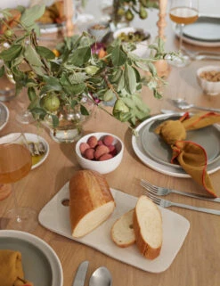 Linen Napkins (Set Of 4) By MADRE -Restaurant Supplies Store Dining Room 9201 90270a69 b84c 4c62 a608 ed909f293f2f