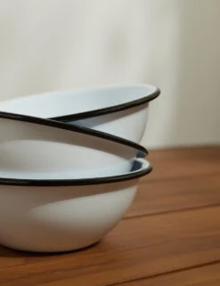 Enamelware Cereal Bowl (Set Of 4) By Crow Canyon -Restaurant Supplies Store EnamelwareCerealBowl 20oz BlackRim Setof4 7498