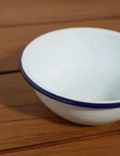 Enamelware Cereal Bowl (Set Of 4) By Crow Canyon -Restaurant Supplies Store EnamelwareCerealBowl 20oz BlueRim Setof4 7510