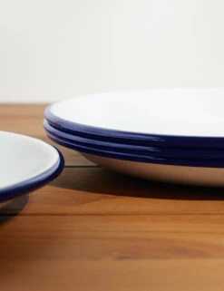 Enamelware Dinner Plate (Set Of 4) By Crow Canyon -Restaurant Supplies Store Enamelware Dinner Plate Blue Rim Set of 4 9790