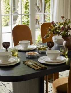 Essential Cotton Dinner Napkins (Set Of 4) By Hawkins New York -Restaurant Supplies Store Lulu and Georgia DiningITabletop 864 Site Crops Lifestyle 1 aa653b49 ecff 4ed3 829a 36ddf3cb7934 scaled