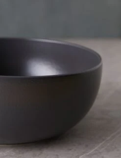 Pacifica Serving Bowl By Casafina -Restaurant Supplies Store PacificaServingBowlbyCasafina SeedGray L0467262 2116 scaled
